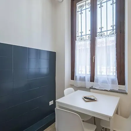 Youhosty- Accademia53 Terzo Apartment Mailand